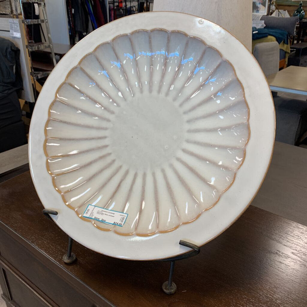 Decorative Plate w/Stand
