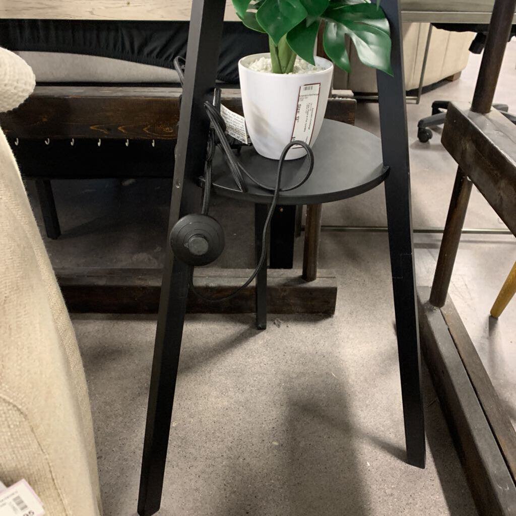 Tripod Floor Lamp