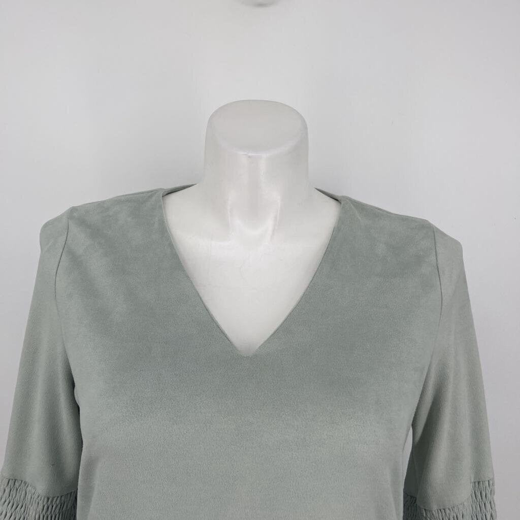 Joh L/Bell Slv Dress
