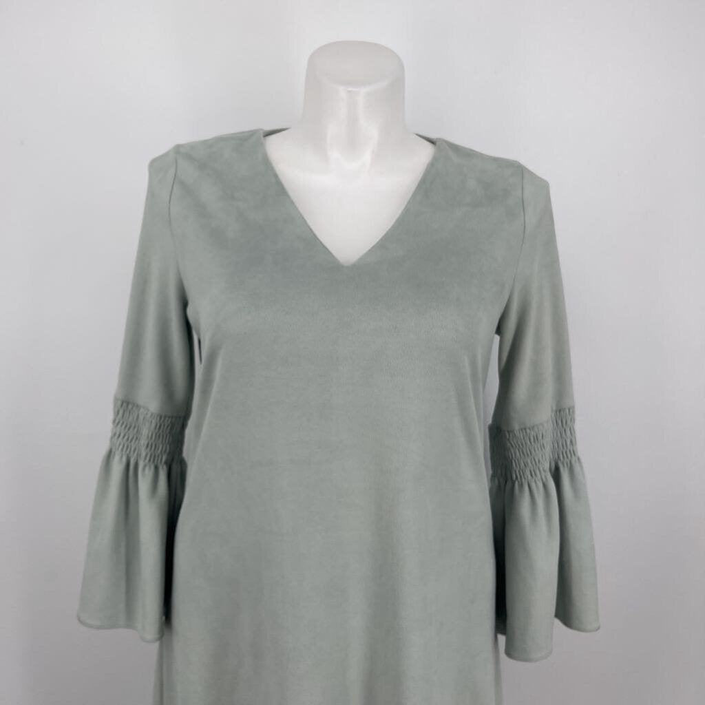 Joh L/Bell Slv Dress