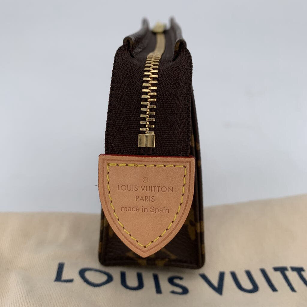Louis Vuitton Pouch