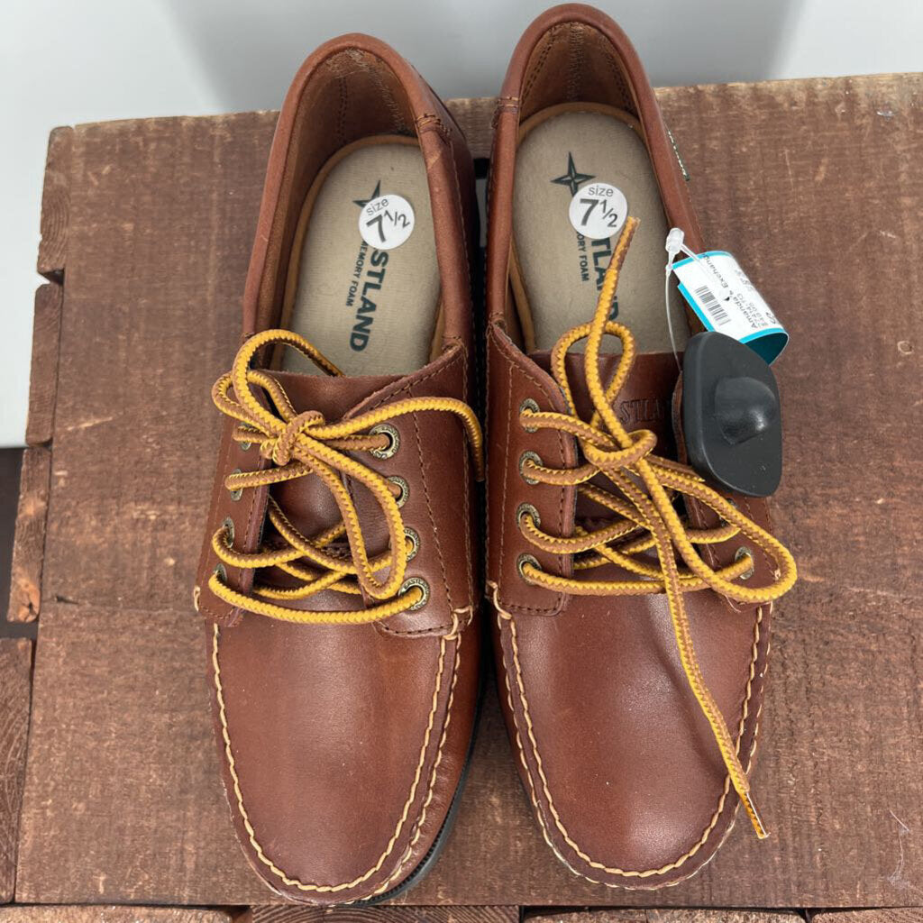 Eastland Lace-up Flats