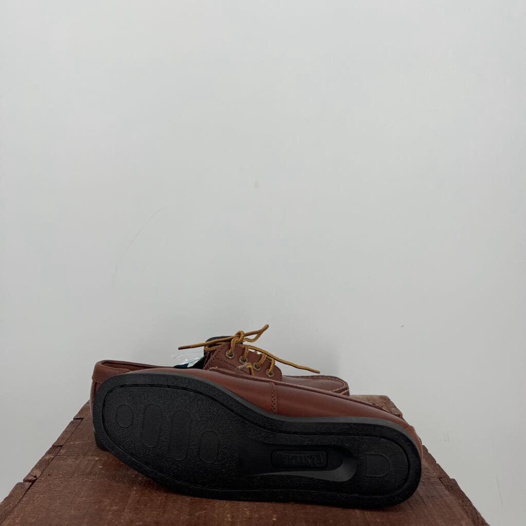Eastland Lace-up Flats
