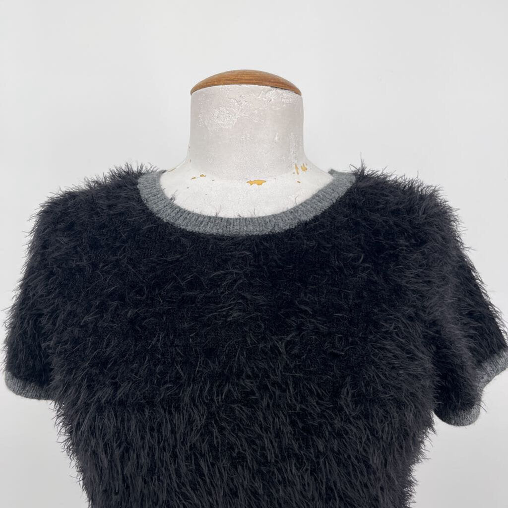 Natural Life S/s Fuzzy Sweater