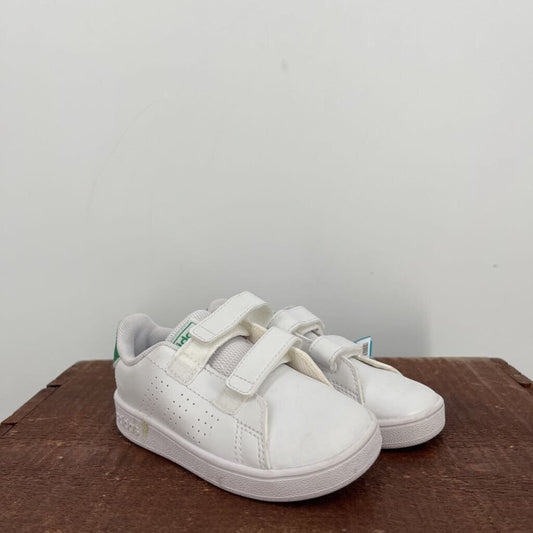 Adidas Sneakers