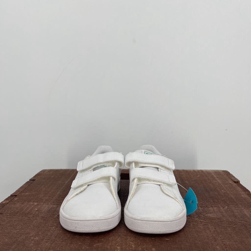 Adidas Sneakers