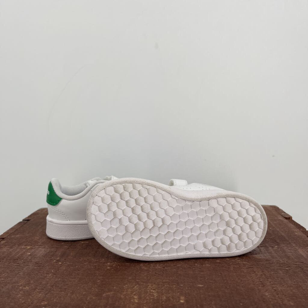 Adidas Sneakers