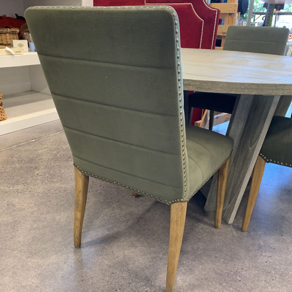 Round Table & 4 Green Chairs