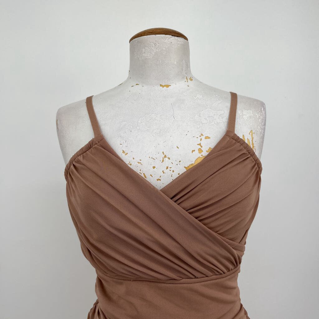 Elliatt Slvls Ruched Sides Dress