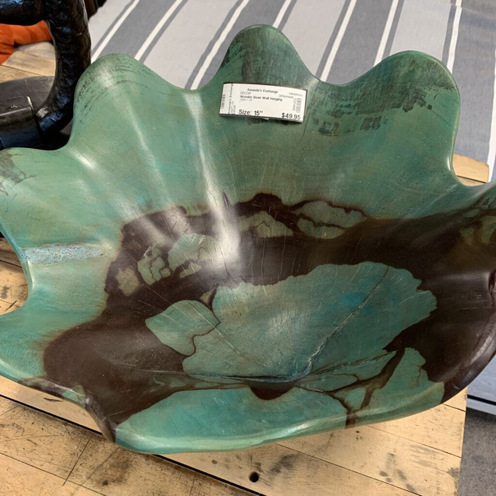 Wooden Bowl Wall Hanging