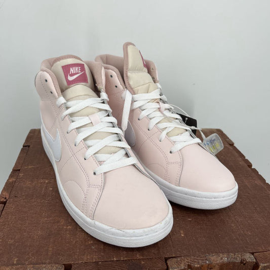 Nike Hi-Top Sneakers