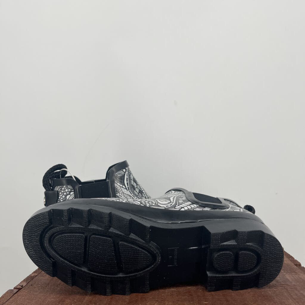 Sakroots Rain Booties