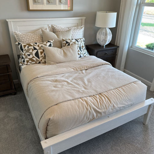 Full Bed w/ Mattress and 8-Piece Bedding