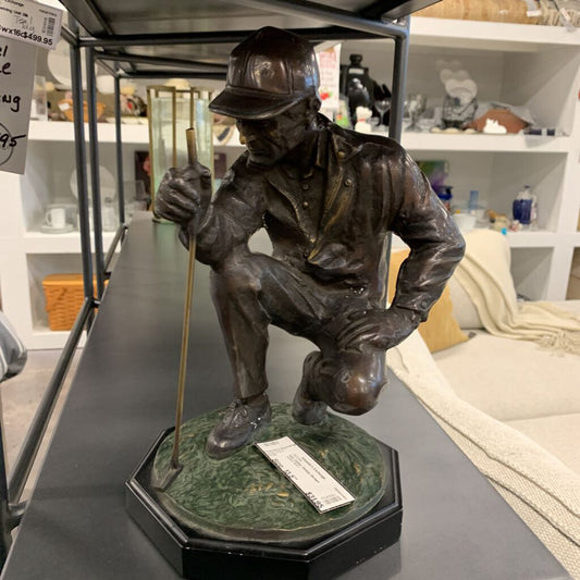 Iron Golfer Statue