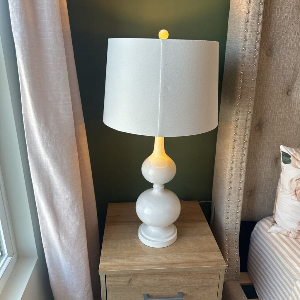 Sphere Base Lamp w Shade