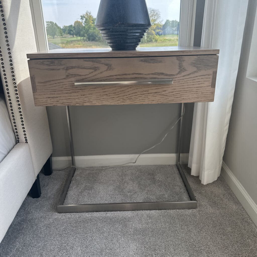 Coaster Modern Nightstand w 1 Drawer
