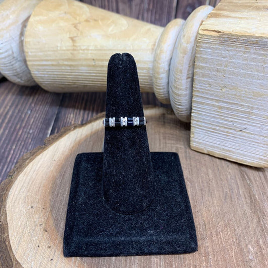 10k WG Gem Ring