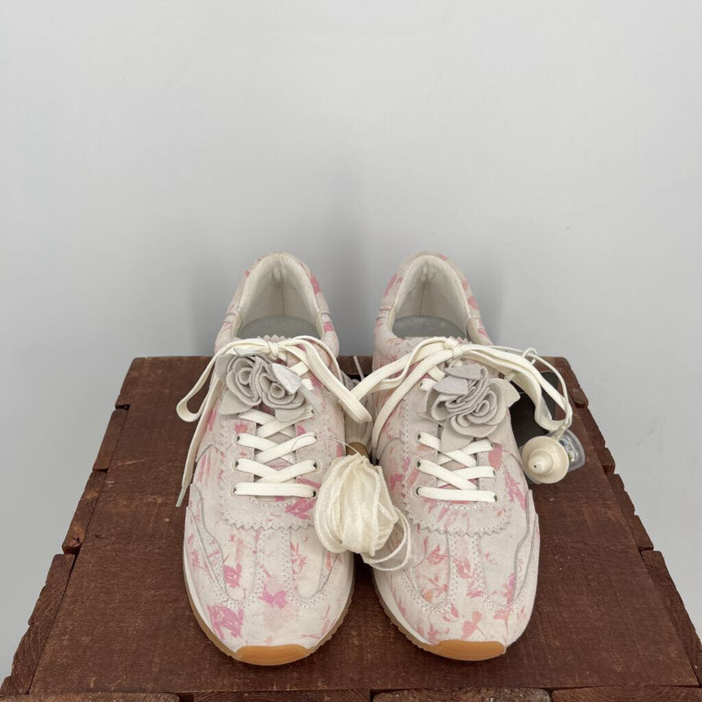 Dolce Vita Sneakers