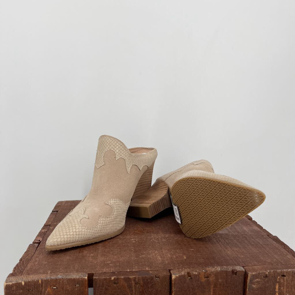 Donald Pliner Heeled Mules