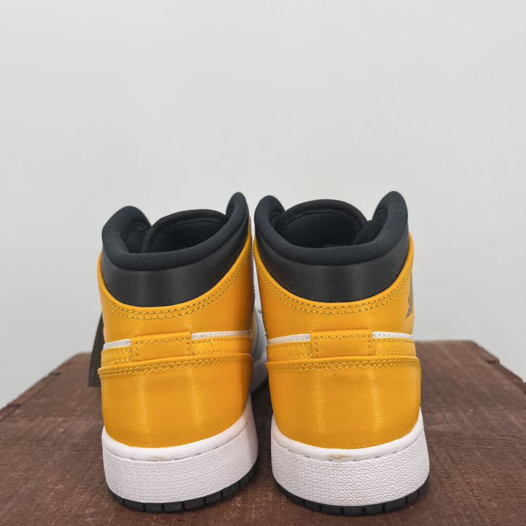 Air Jordan Sneakers