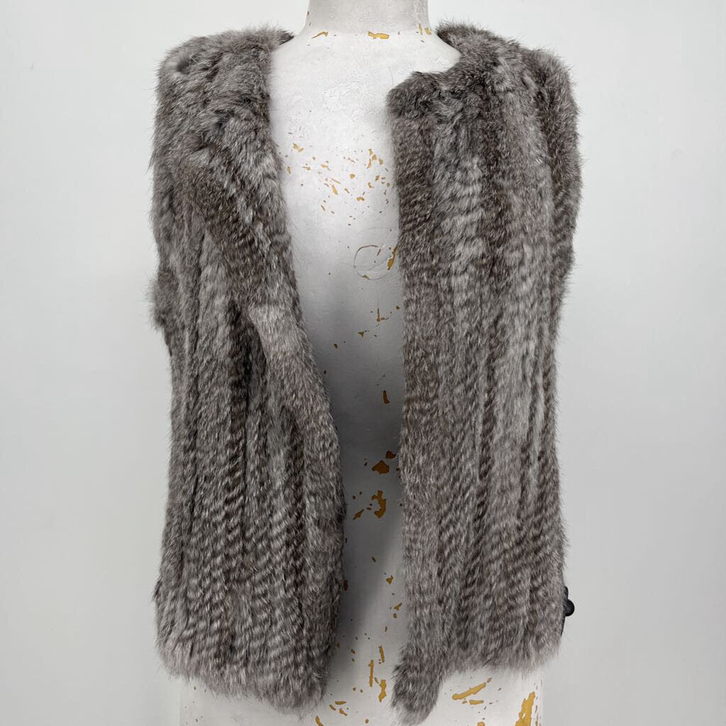 525 America rabbit fur Vest
