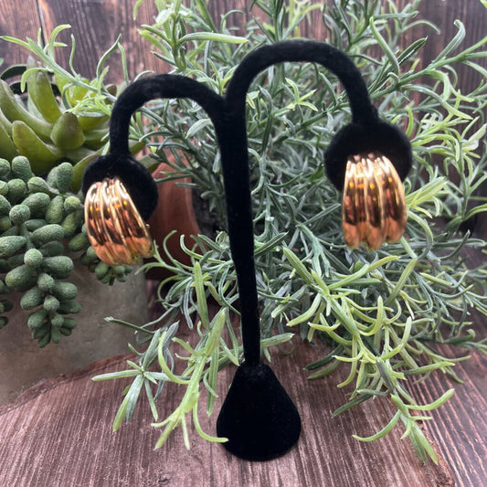 St John Chunky Clip On Earrings