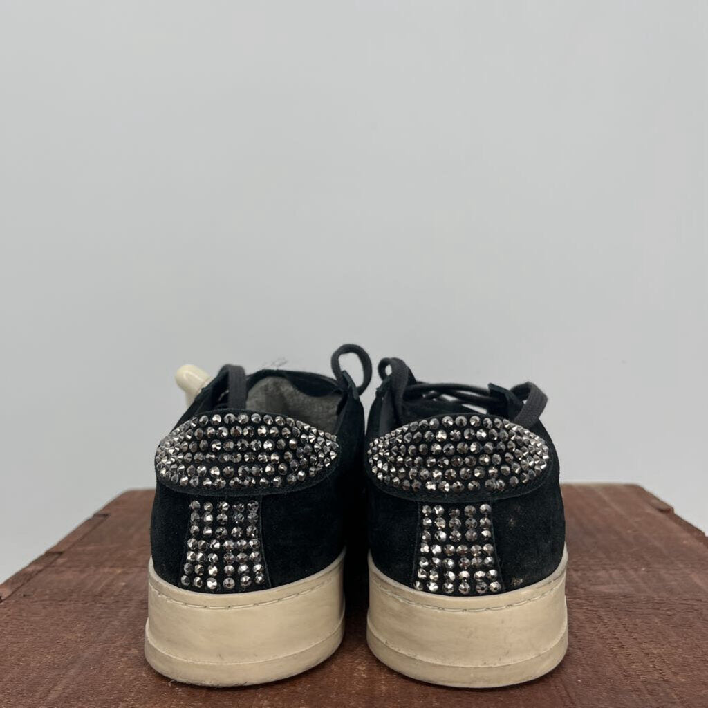 P448 Sneakers