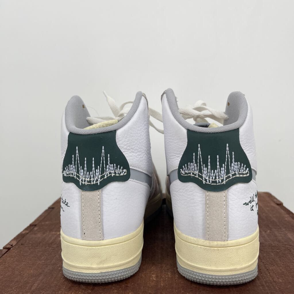 Nike Air Force One Sneakers