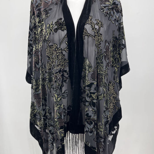 La Bellum by Hilary Scott Kimono