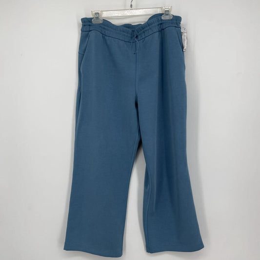 Lululemon crop Pants