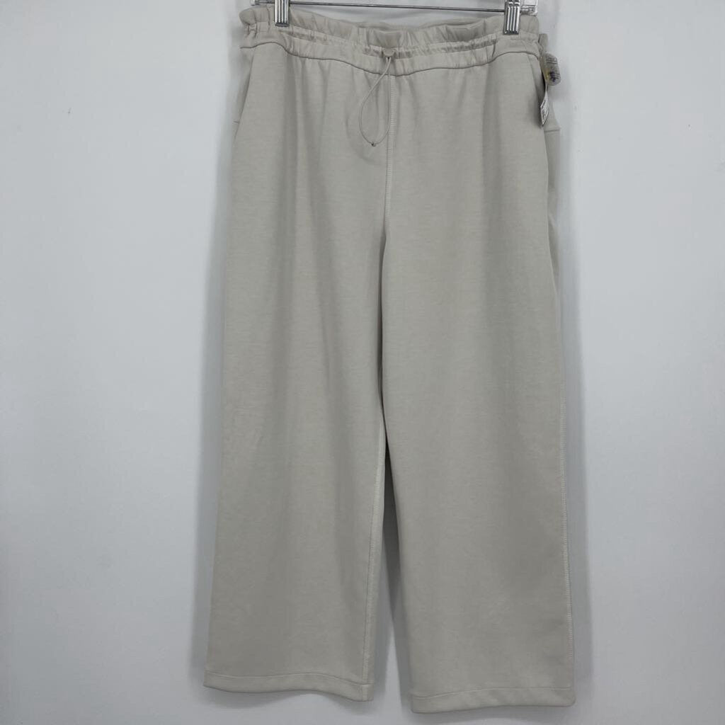 Lululemon crop Pants