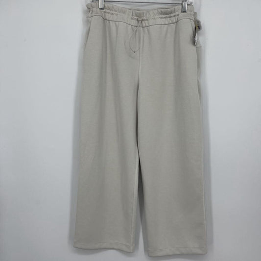 Lululemon crop Pants