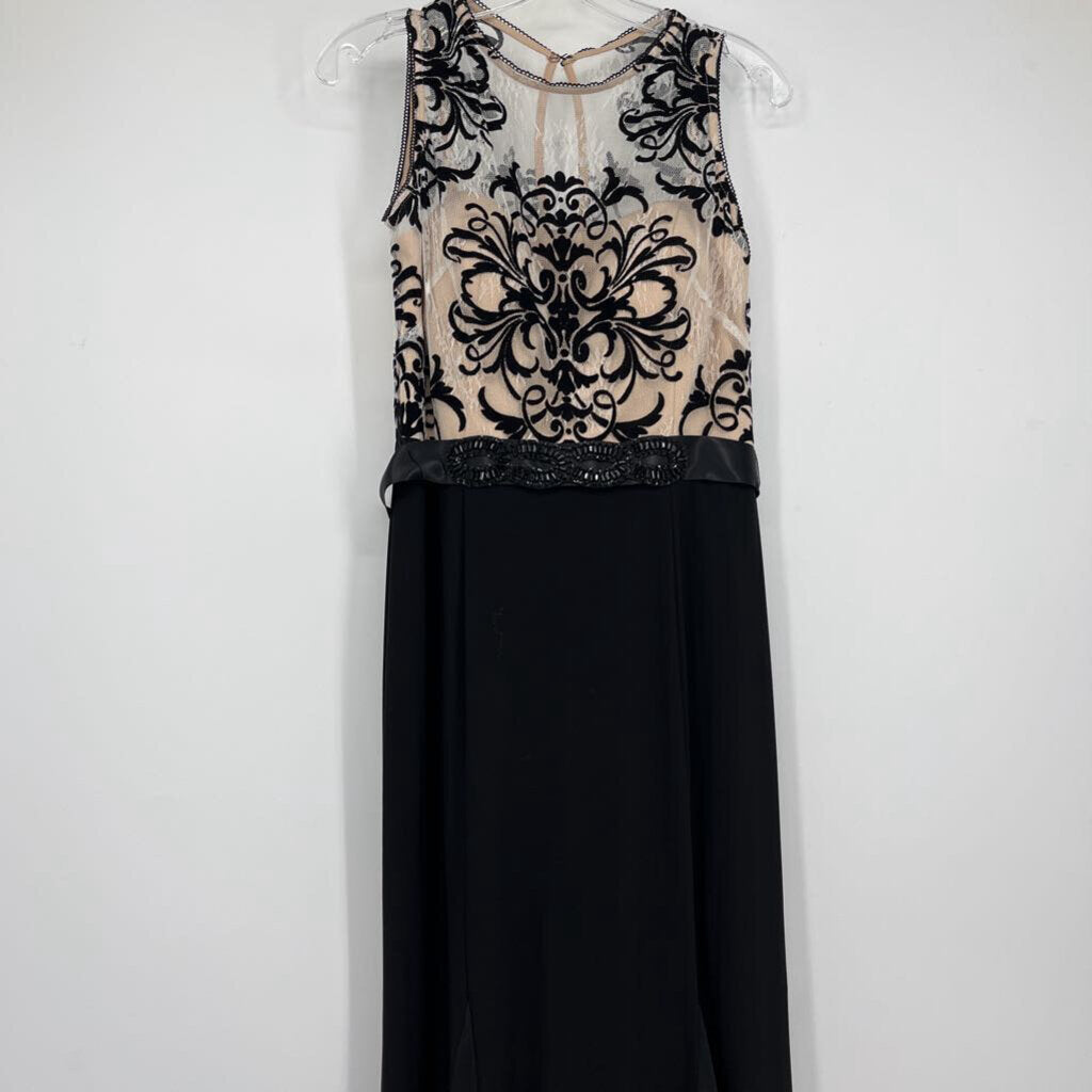 Betsey Adams slvls Gown