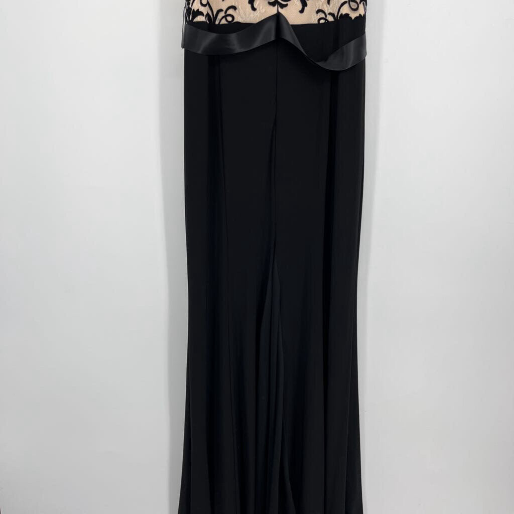 Betsey Adams slvls Gown
