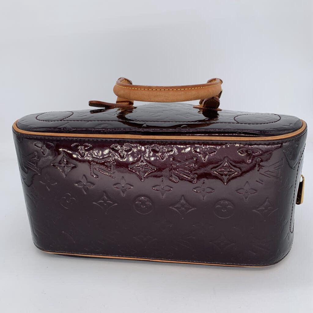 Louis Vuitton Summit Handbag
