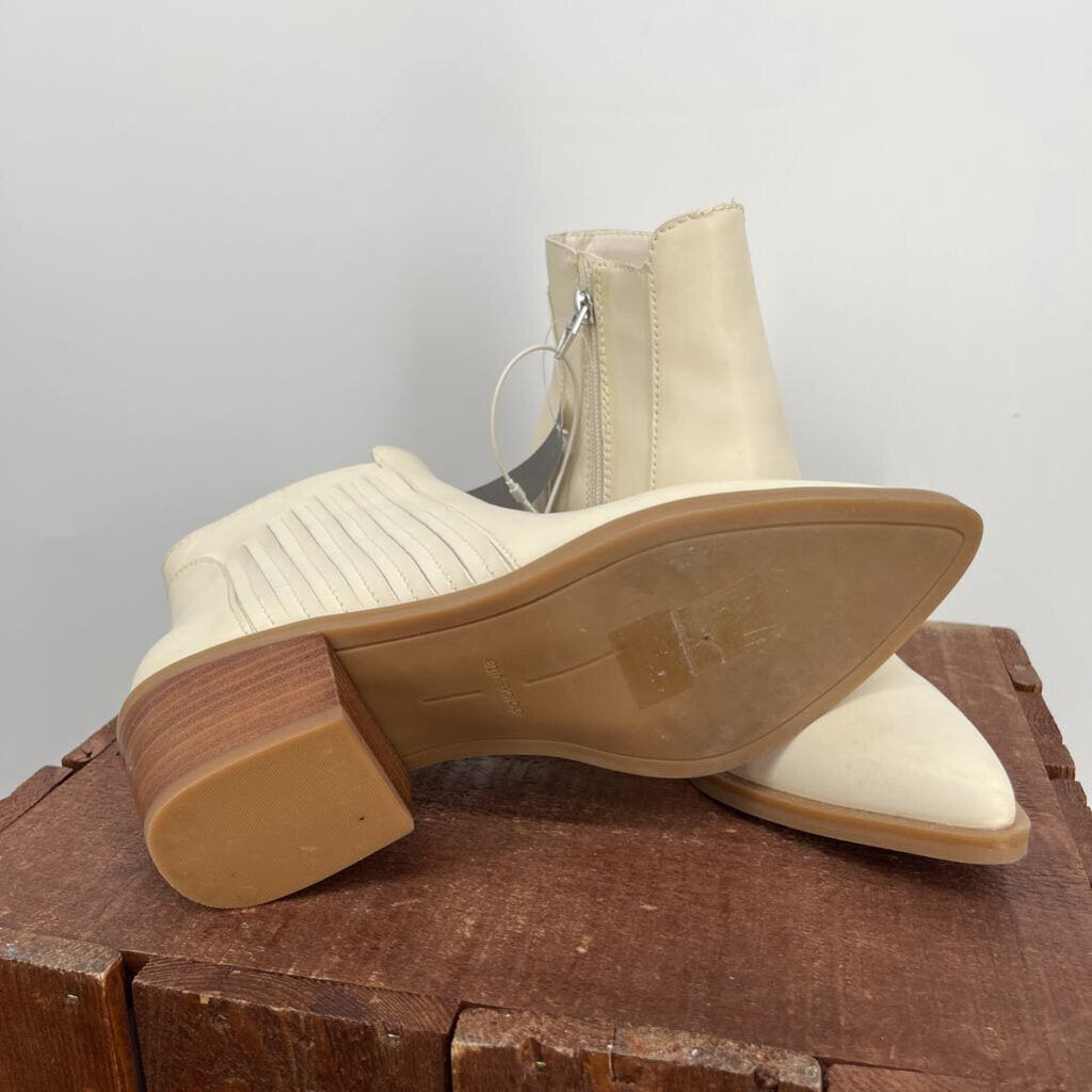 Dolce Vita Booties