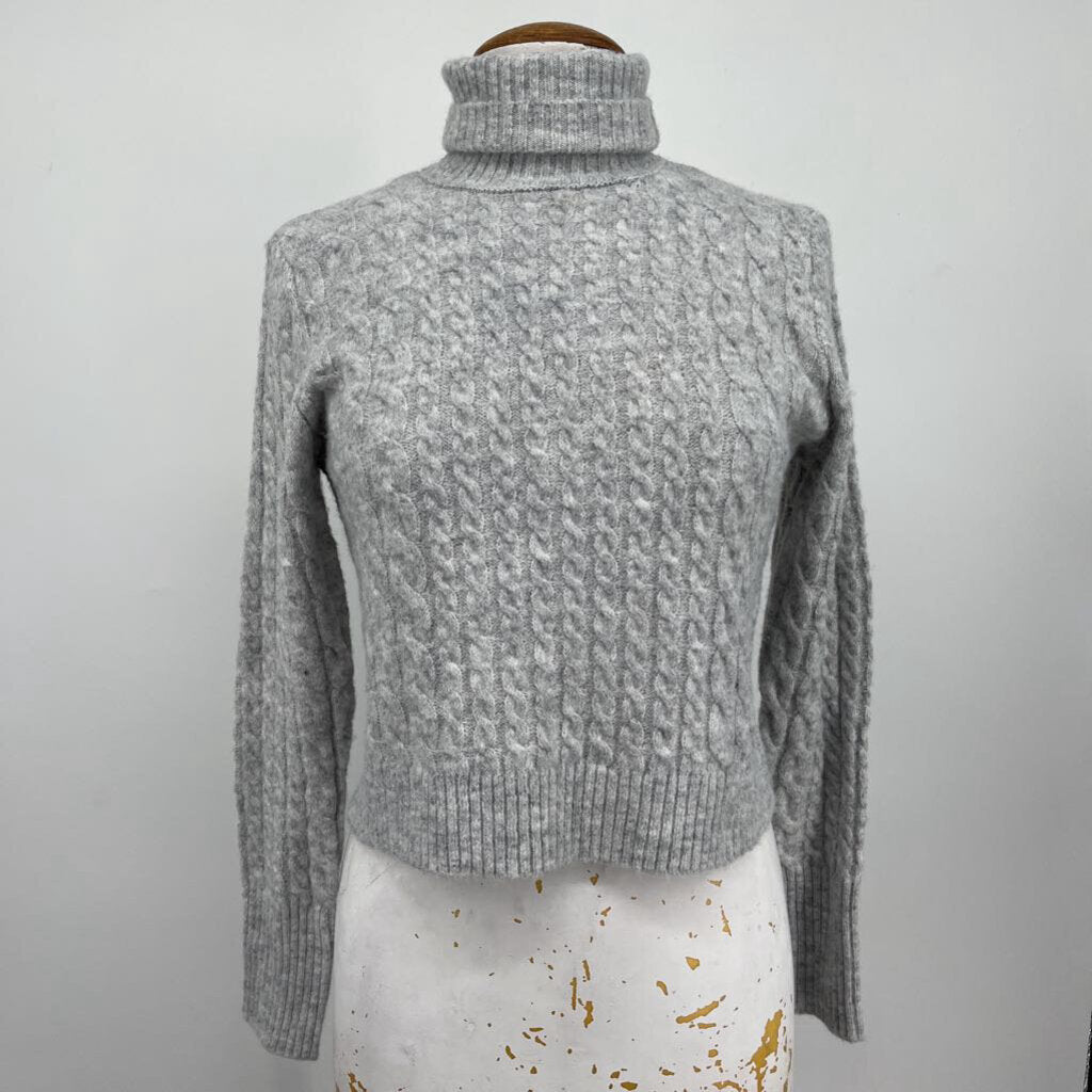 Mi Ami Sweater