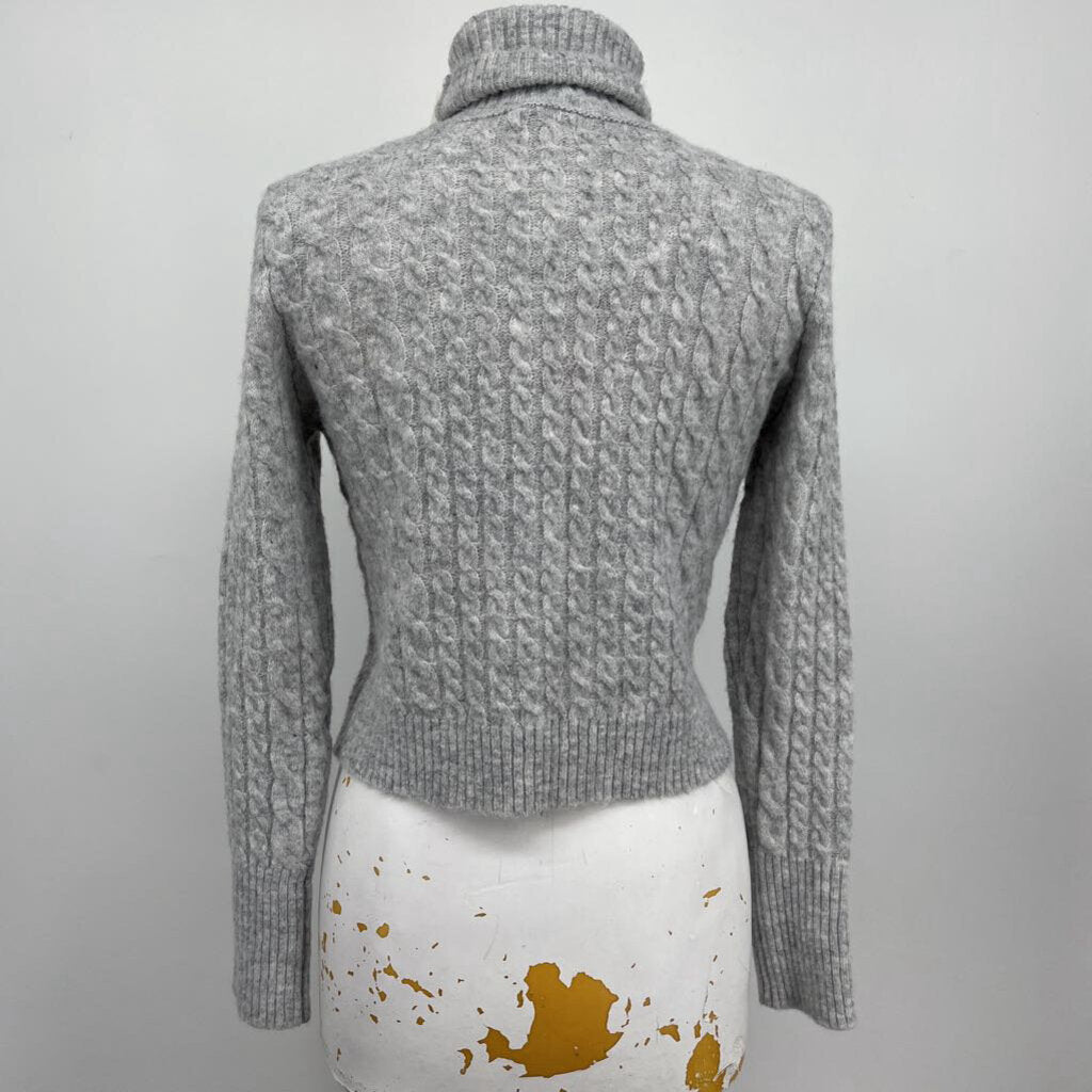 Mi Ami Sweater