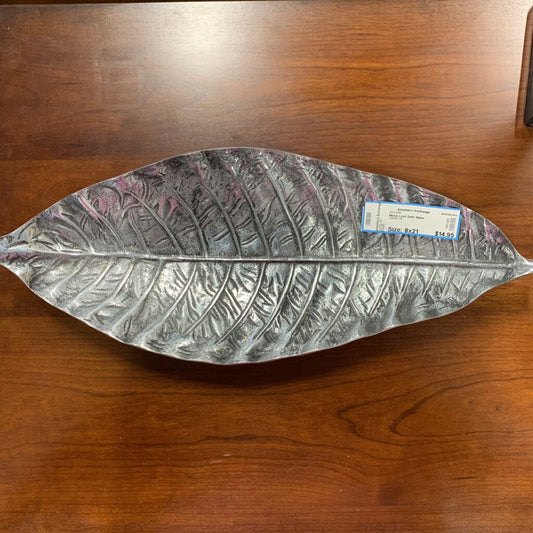 Metal Leaf Dish
