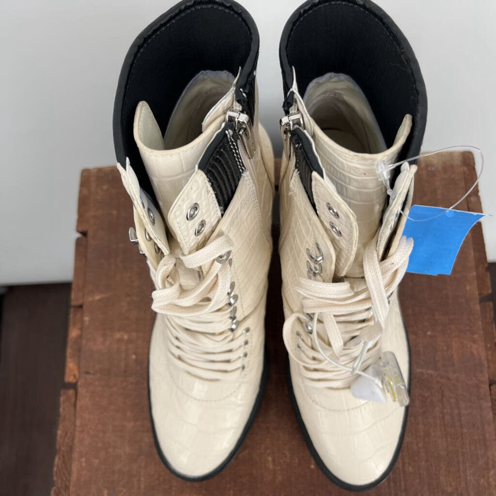 Vince Camuto Booties