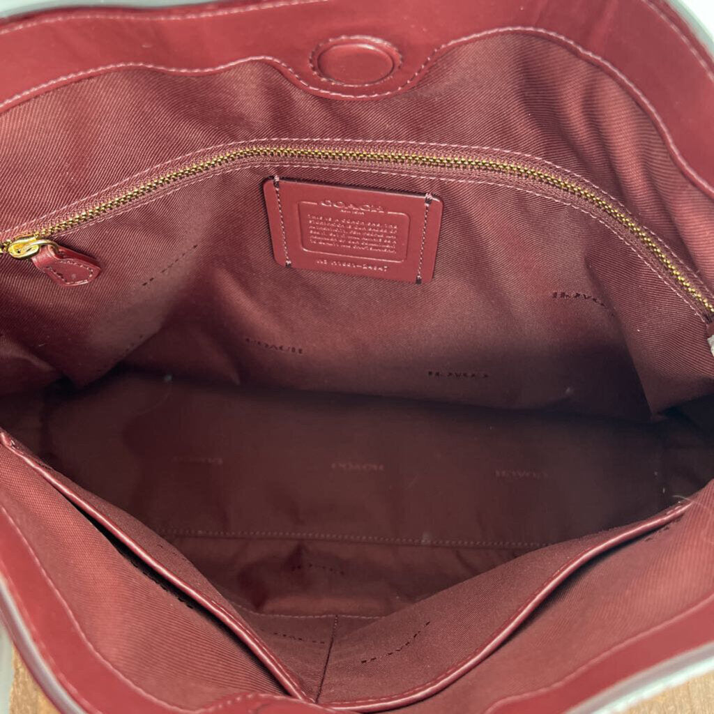Coach Edie 31 Shoulder Bag