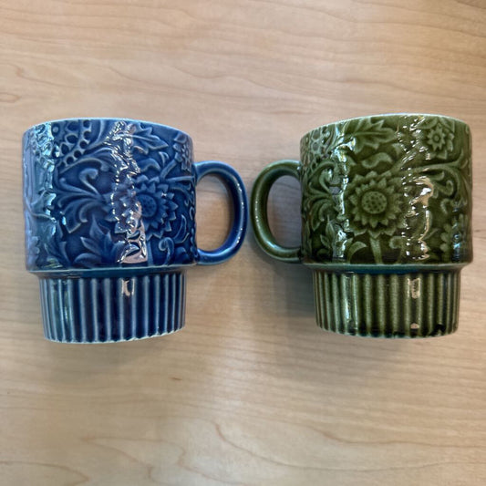 Vintage 2 Pc Mug Set