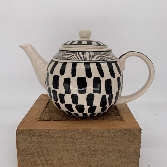 Ceramic Teapot w/Lid