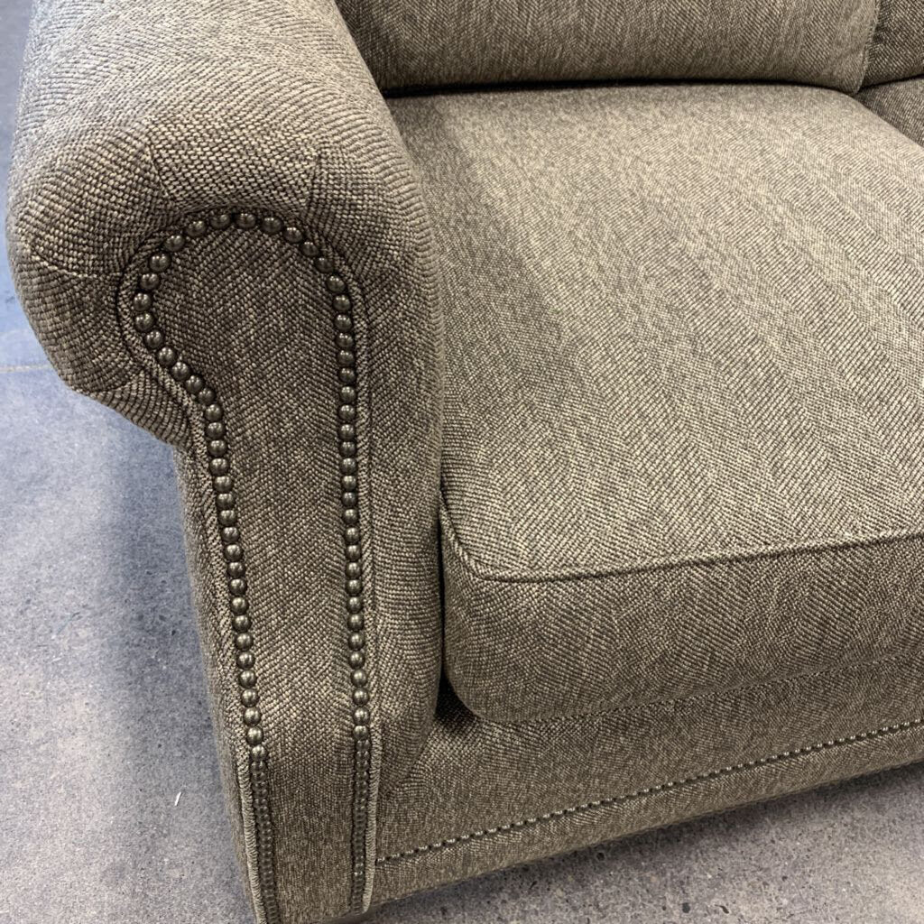 King Hickory Tweed Sofa