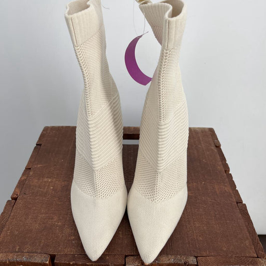 Cape Robbins heeled Boots
