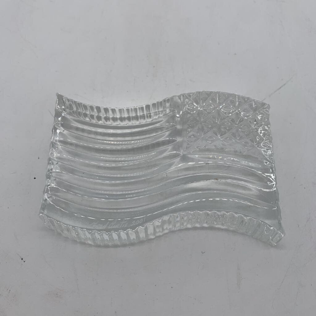 Waterford Flag Figure