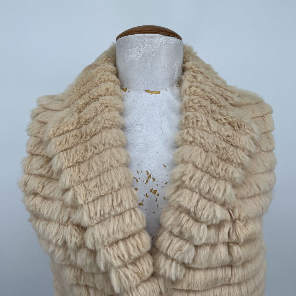Carlisle rabbit Vest
