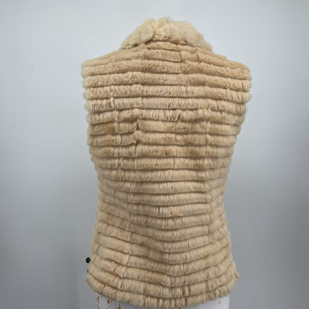 Carlisle rabbit Vest