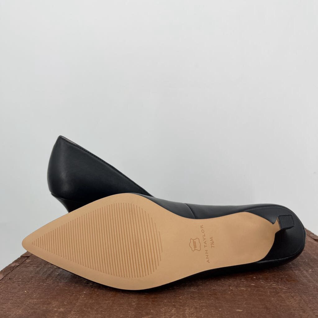 Ann Taylor Leather Pumps