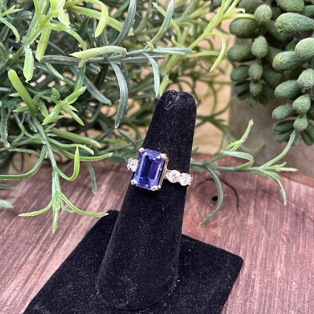 18k WG Tanzanite and Diamond Ring